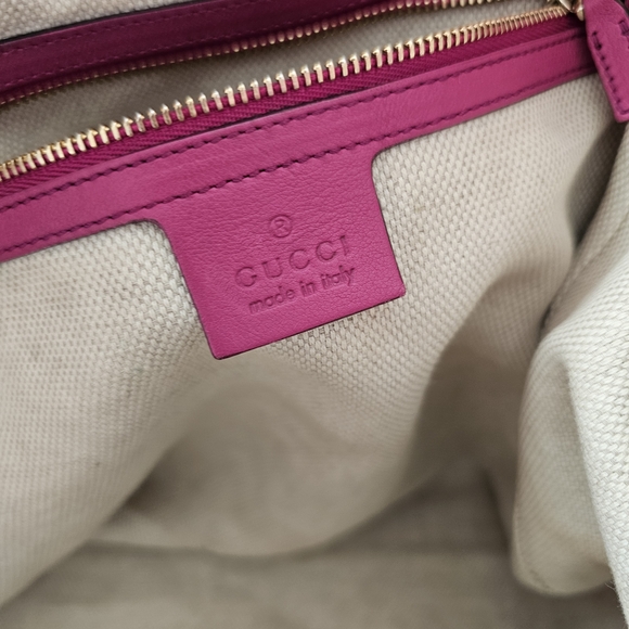 Gucci Fuchsia Leather Shoulder Bag - Picture 11 of 12